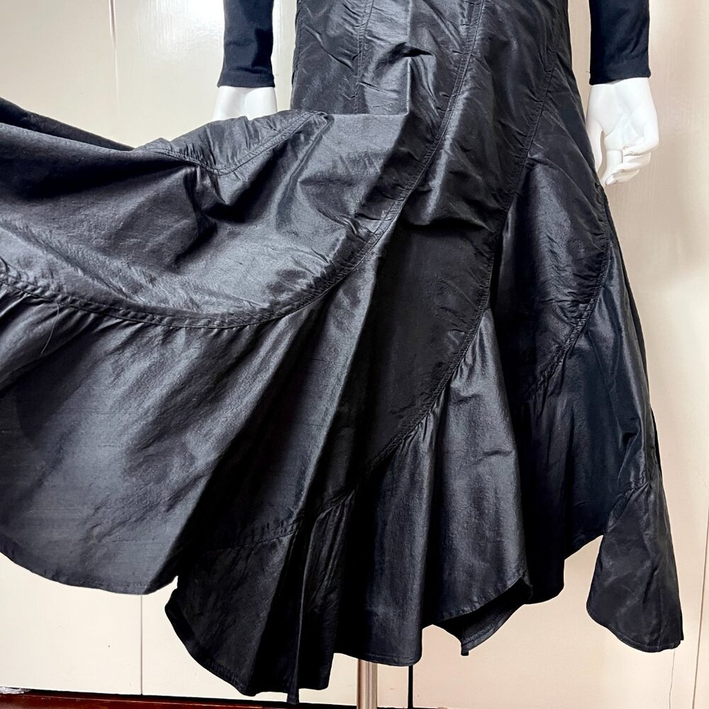 Areli Collection Bias cut Dupioni Silk Maxi Black Skirt 6 $350 - Picture 8 of 11